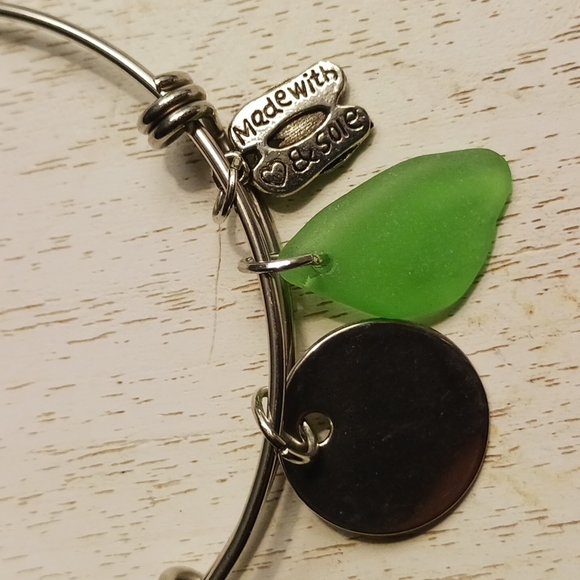 HandmadeStainless Steel Adjustible Genuine Sea Glass Beach Charm Bracelet.. - Picture 3 of 4